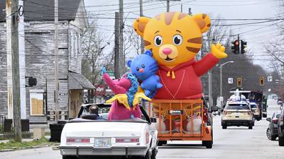 Month-long Ky. Derby Festival celebration kicks off with Zoeller Pump Company Touring parade